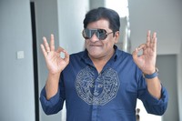 Ali interview Photos( F3 Movie )